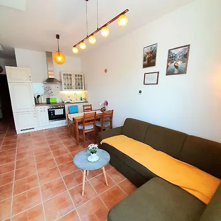 2-zimmer-wohnung In Daire Schiefling am See